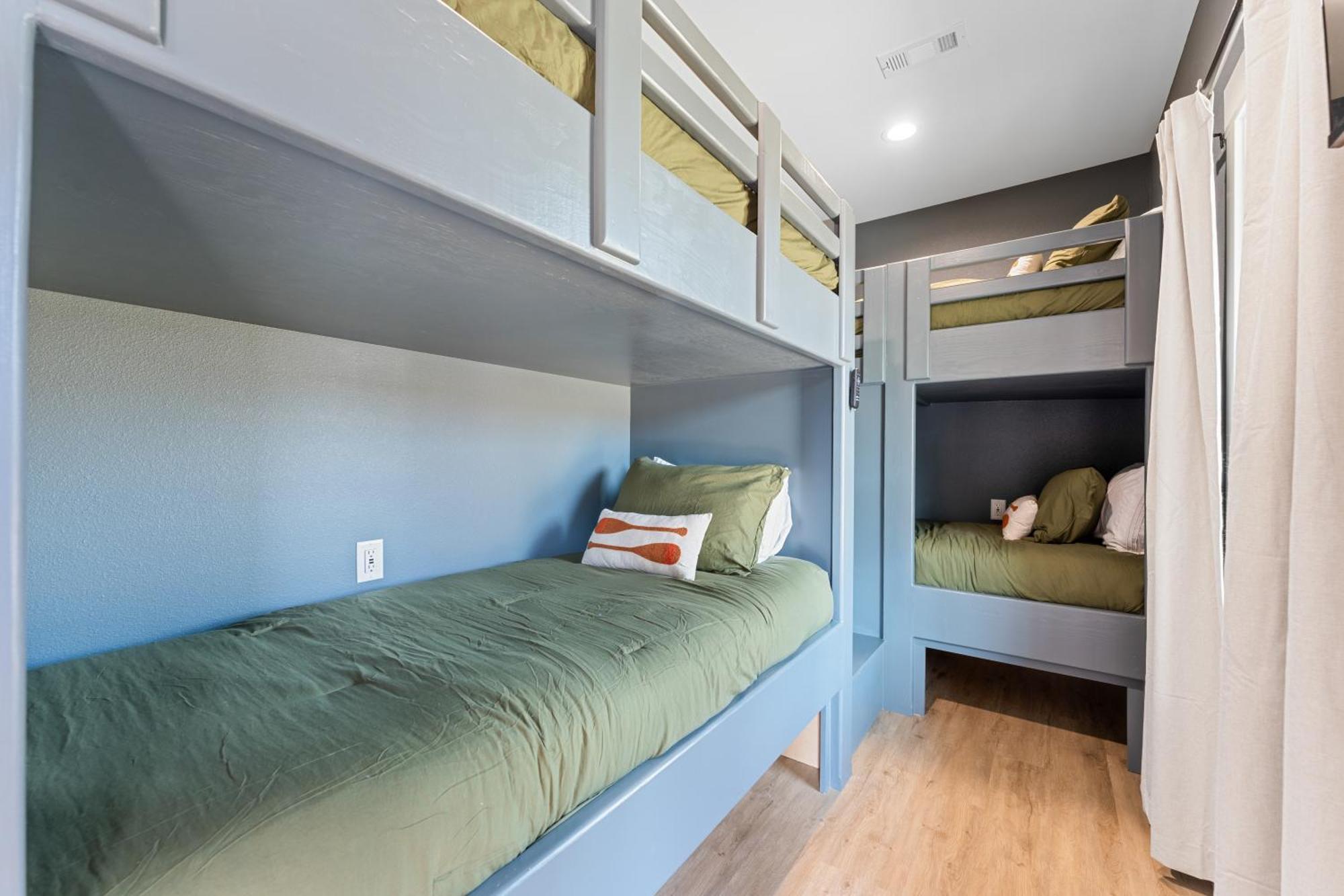 New Ozark Oasis Luxe Cabin Retreat With Hot Tub Hollister 外观 照片