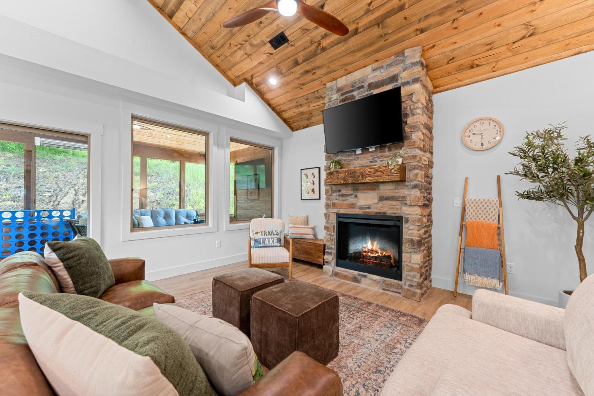 New Ozark Oasis Luxe Cabin Retreat With Hot Tub Hollister 外观 照片