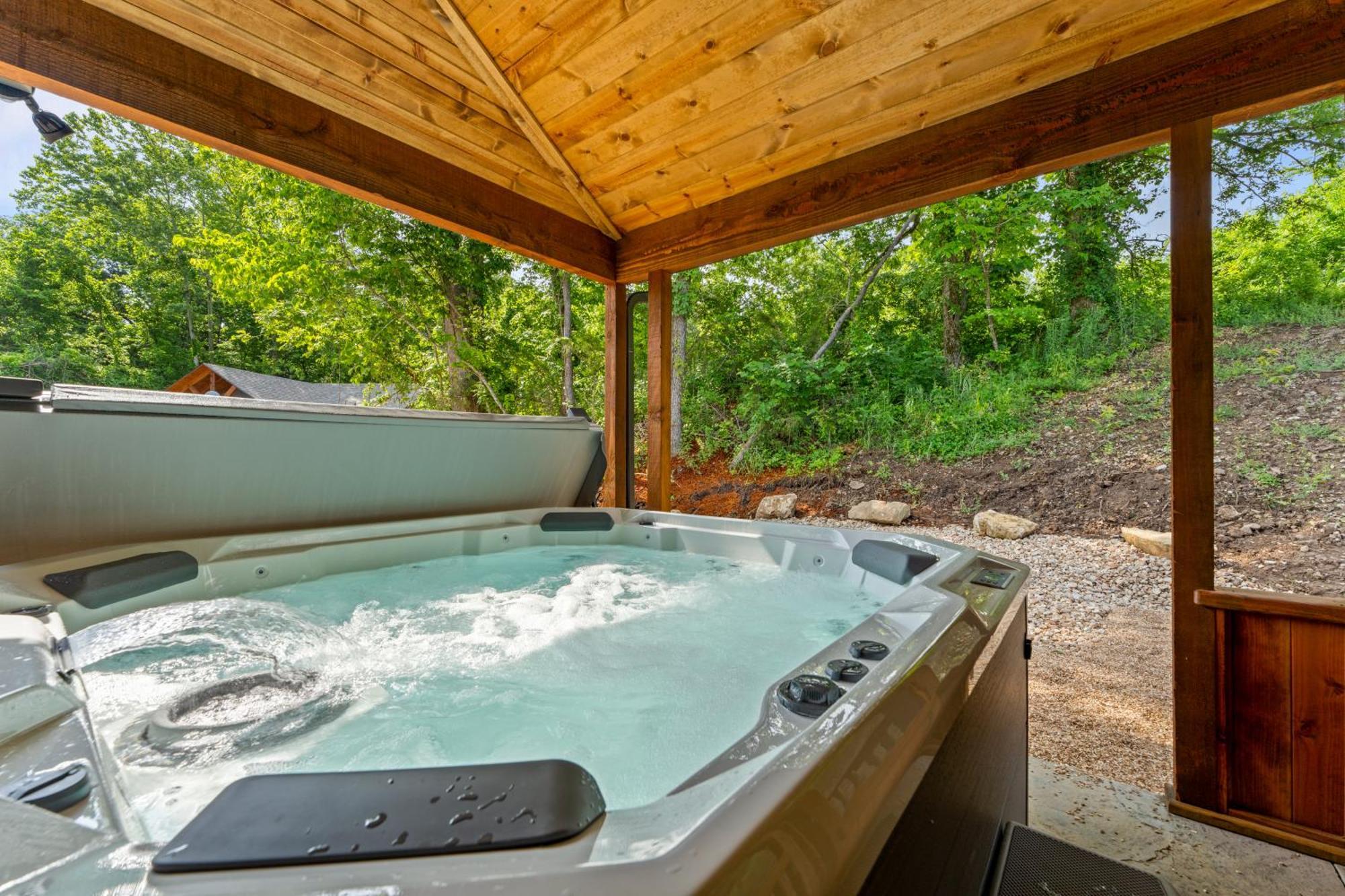 New Ozark Oasis Luxe Cabin Retreat With Hot Tub Hollister 外观 照片