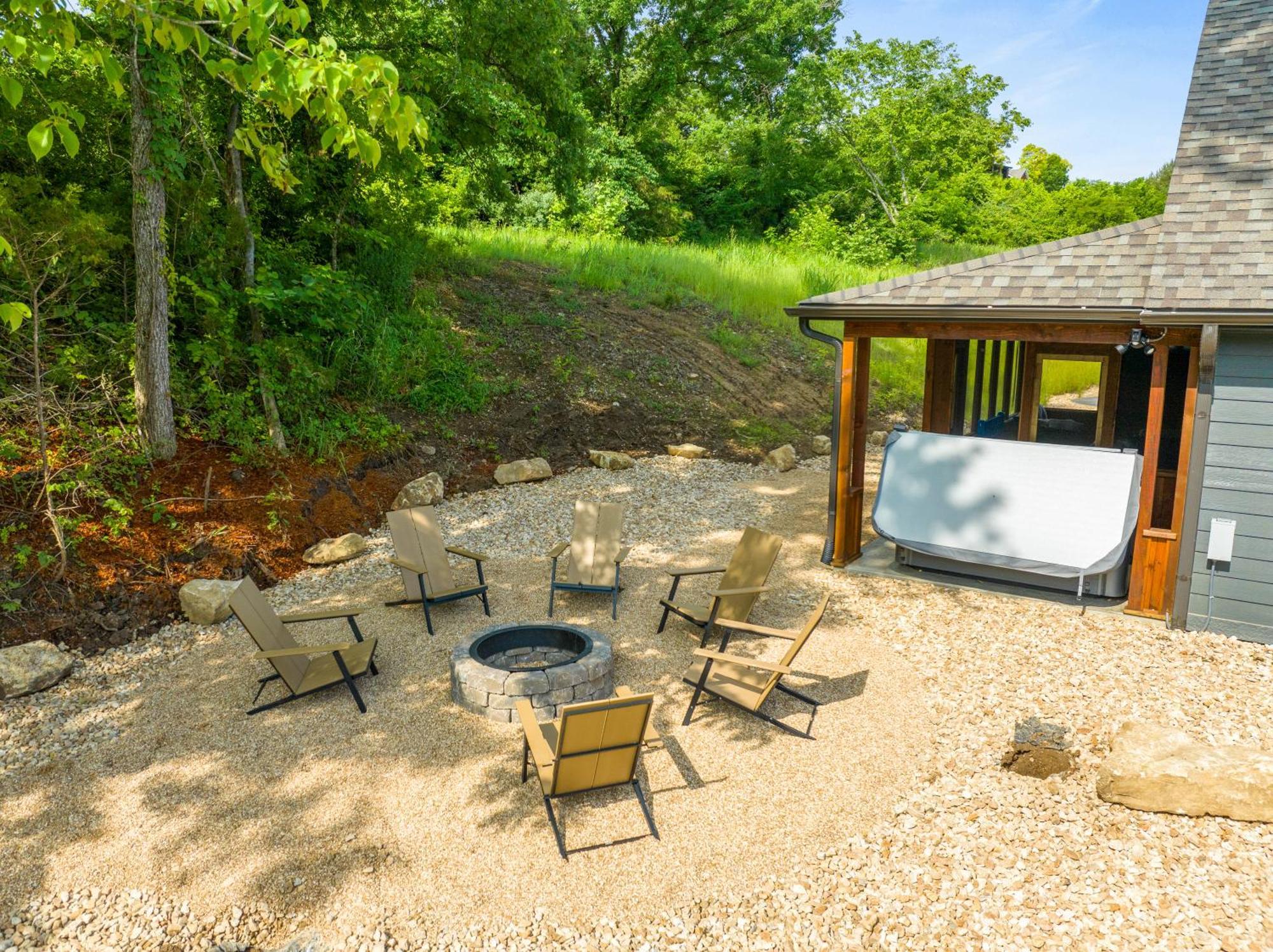 New Ozark Oasis Luxe Cabin Retreat With Hot Tub Hollister 外观 照片